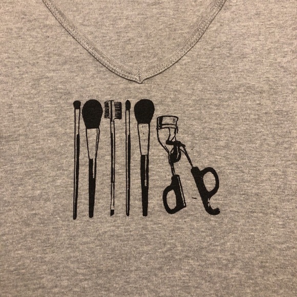 Shirt - Picture 2 of 3